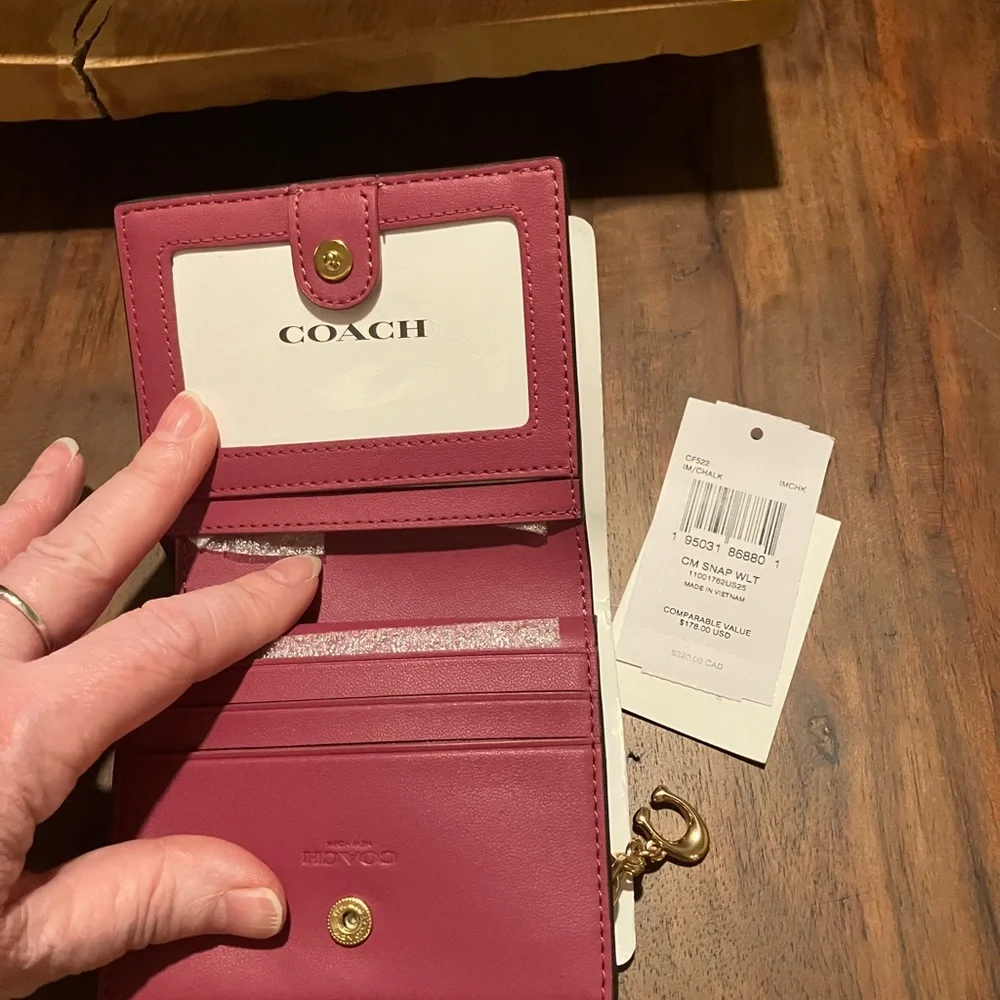 Coach Cream and Tan Logo Wallet - Picture 7 of 8